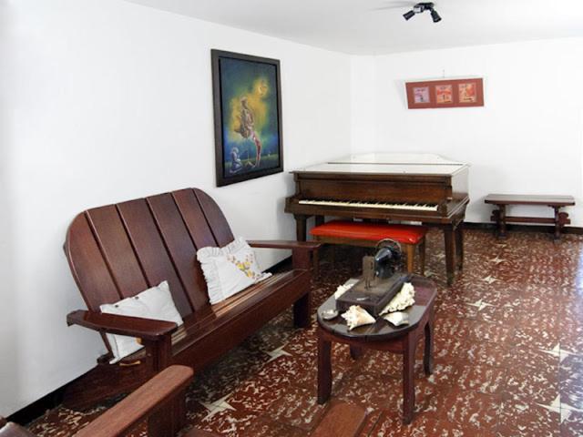 Habita Estudios Laureles Medellín Exteriör bild